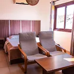 Lakis Court * Larnaca