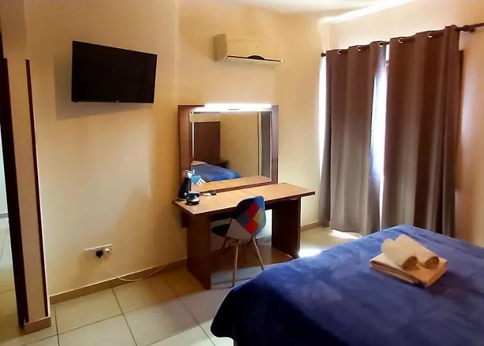 Lakis Court Apartment