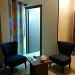 拉基斯庭院公寓 公寓