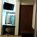 Lakis Court *