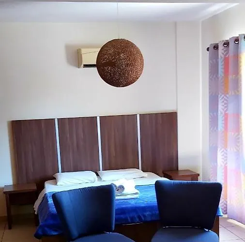 لاكيس كورت *