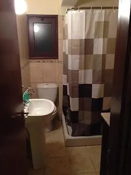 Lakis Court Appartement