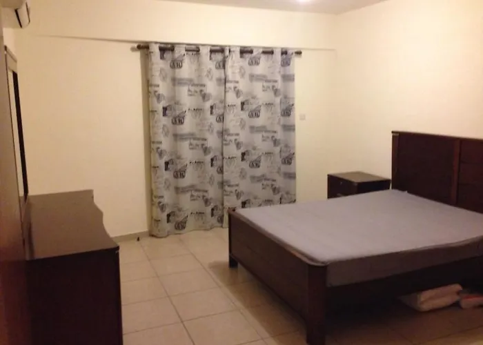 Lakis Court Appartement *